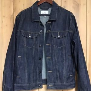 Men’s denim trucker jacket SIZE MEDIUM